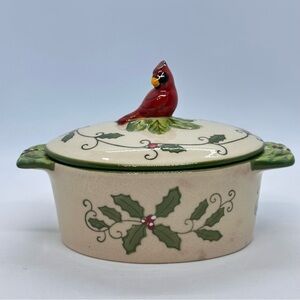 Temptations by Tara Presentable Ovenware Cardinal Bird 9 oz. Covered Baking Dish